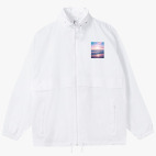 Ветровка с капюшоном