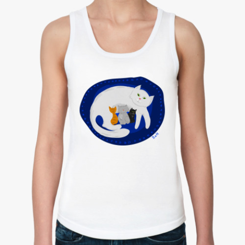 Женская майка с принтом  кошка с котятами