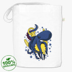 Морское чудовище осьминог обвивший якорь под водой