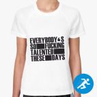 Женская спортивная футболка