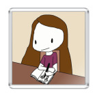 Девочка рисует