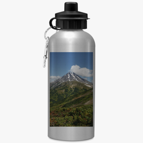 Спортивная бутылка/фляжка Пейзаж полуострова Камчатка: лето, вулкан и горы