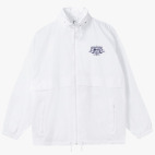 Ветровка с капюшоном