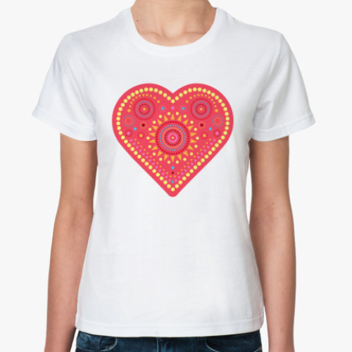 Классическая футболка сердце с узором из кругов