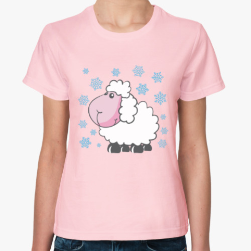 Женская футболка Зимняя овечка