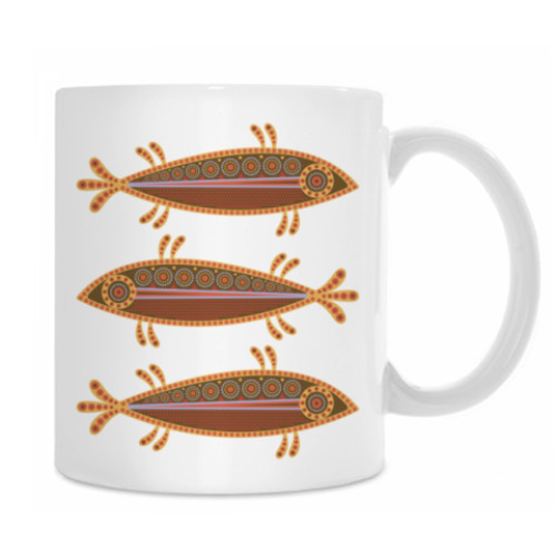 Кружка с принтом Три рыбы в этностиле