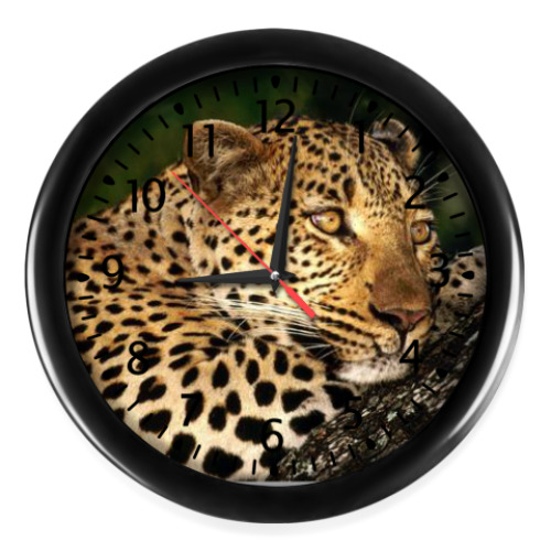 Настенные часы с принтом Мечтательный леопард