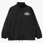 Ветровка с капюшоном