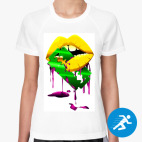 Женская спортивная футболка