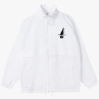 Ветровка с капюшоном