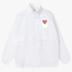 Ветровка с капюшоном