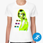 Женская спортивная футболка