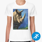 Женская спортивная футболка