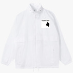 Ветровка с капюшоном