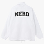 Ветровка с капюшоном