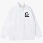 Ветровка с капюшоном