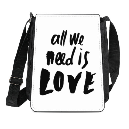 Сумка-планшет с принтом Всё, что нам нужно - любовь