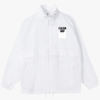 Ветровка с капюшоном