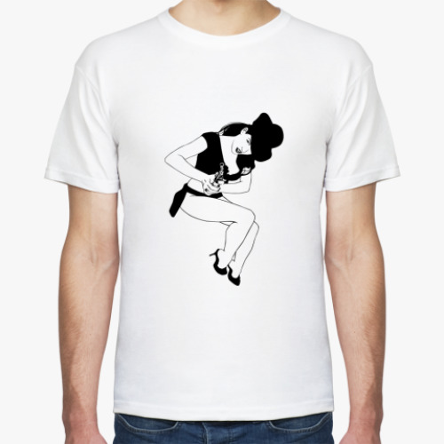 Футболка с принтом Женщина с пистолетом