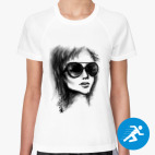 Женская спортивная футболка