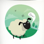 Овечка на полянке