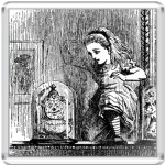  'В Зазеркалье'