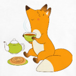 Лисёнок пьёт чай с плюшкой