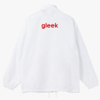 Ветровка с капюшоном