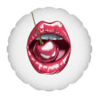 Губы с вишенкой