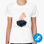 Женская спортивная футболка