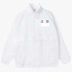 Ветровка с капюшоном