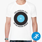 Мужская спортивная футболка