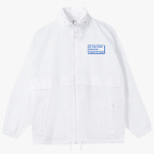 Ветровка с капюшоном