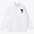 Ветровка с капюшоном