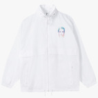 Ветровка с капюшоном