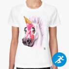 Женская спортивная футболка