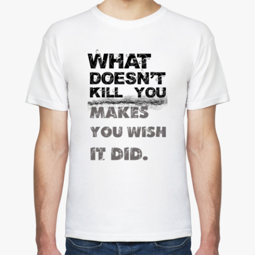 Футболка с принтом  What doesnt kill