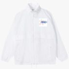 Ветровка с капюшоном