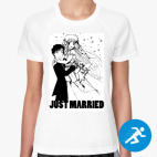 Женская спортивная футболка