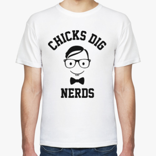 Футболка Chicks dig nerds