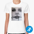 Женская спортивная футболка