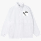 Ветровка с капюшоном