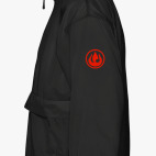 Ветровка с капюшоном