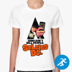 Женская спортивная футболка